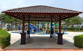 Dahlia Muslim Homestay